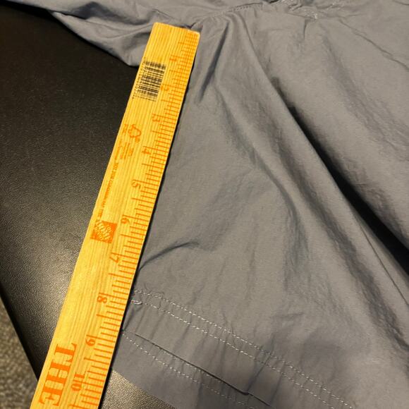 Columbia Men's Size 32 Flat Front 10" Inseam Cotton Gray Chino Shorts - Picture 5 of 7